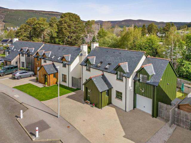 House for sale in Braemar, Scotland