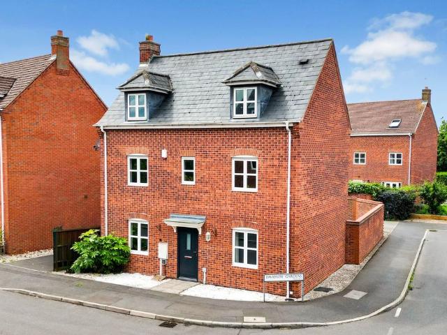 House for sale in Barton In Fabis, East Midlands