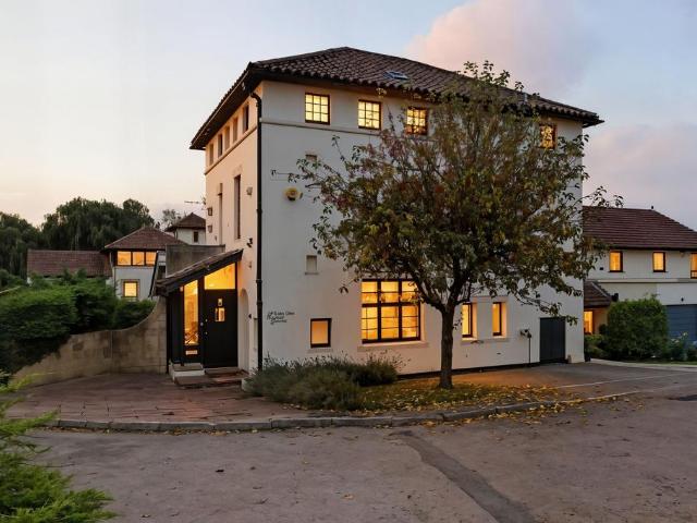 House for sale in Knutsford