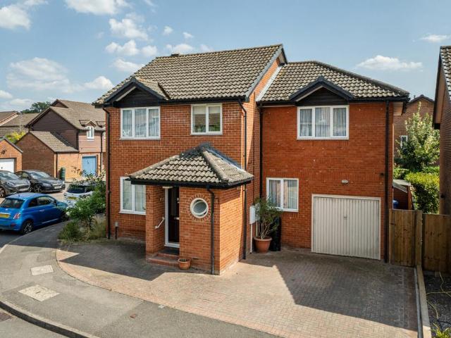 House for sale in Binfield