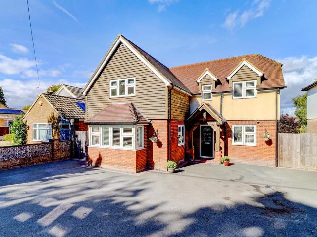House for sale in Stokenchurch, Buckinghamshire