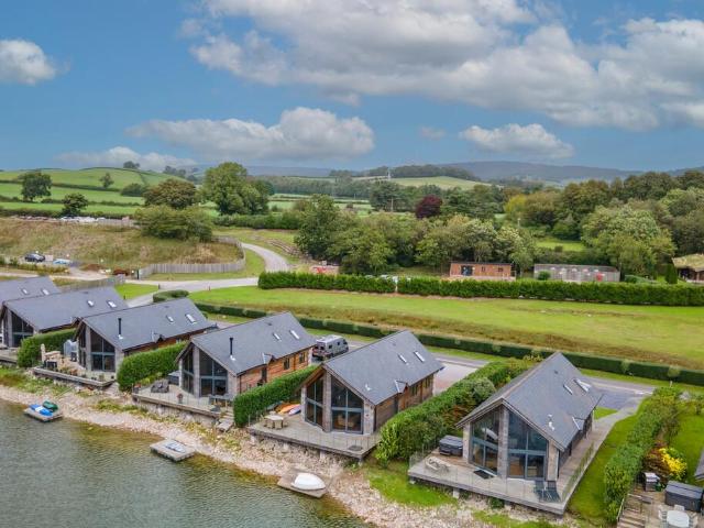 House for sale in Yealand Conyers, Bare