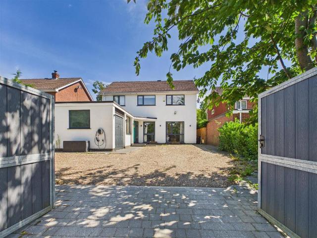 House for sale in Elloughton-cum-Brough, Elloughton