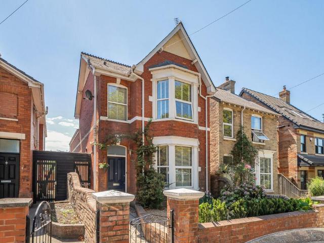 House for sale in Rowbarton, Taunton