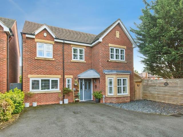 House for sale in Elmfield, Leicestershire