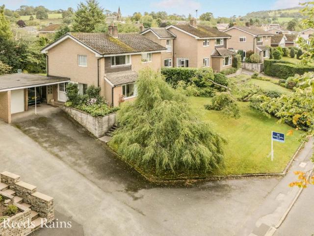 House for sale in Sutton, Sutton Lane Ends