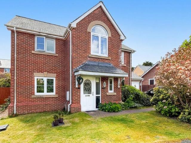 House for sale in Bangor, Wales