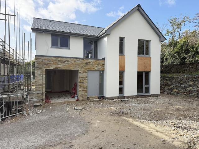 House for sale in Lower Comprigney, Truro