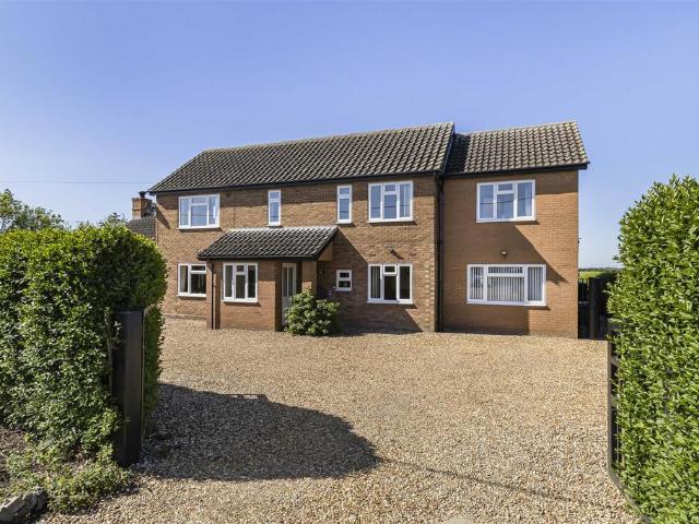 House for sale in Arrington, Cambridgeshire