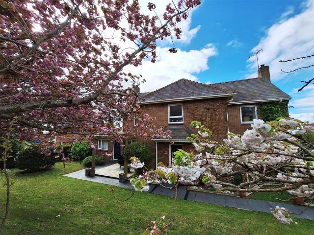 House for sale in Pembrey and Burry Port Town, Pembrey