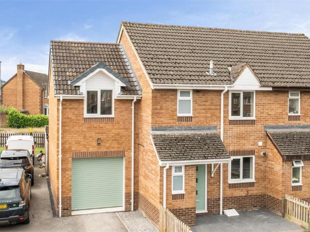 House for sale in Newton St Cyres, Devon