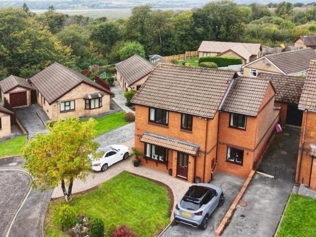 House for sale in Upper Loughor, Gorseinon