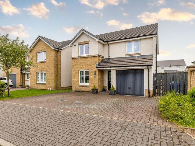 House for sale in Maidenhill, Newton Mearns