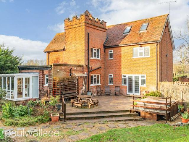 House for sale in Broxbourne, Hertfordshire