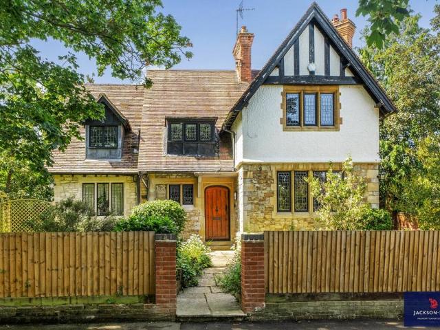 House for sale in Leighton-Linslade, Linslade