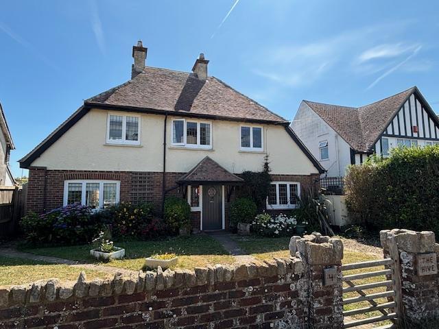 House for sale in Littlecote, West Sussex
