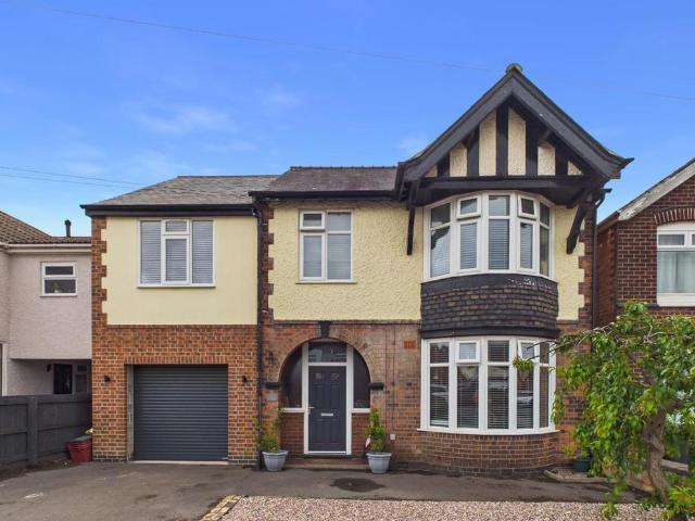 House for sale in Hugglescote, Leicestershire