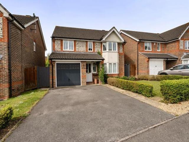 House for sale in Thatcham, West Berkshire
