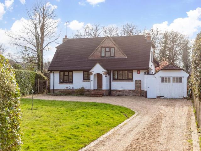 House for sale in Glynde, West Sussex