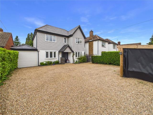 House for sale in Chipping Hill, Essex