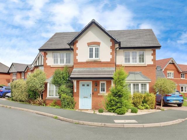 House for sale in Barrington Park, Alsager