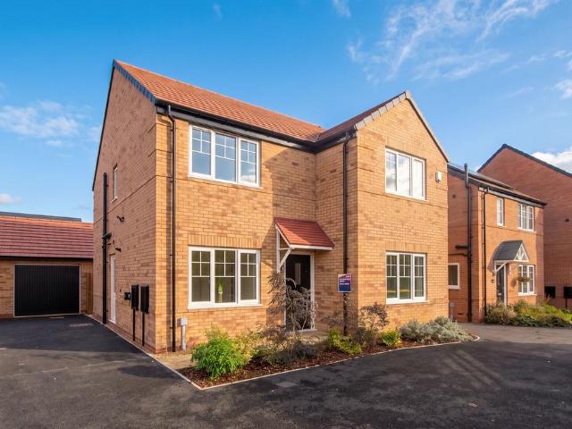 House for sale in Desborough, North Northamptonshire