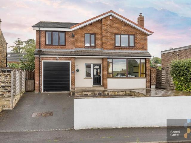House for sale in Thornhill Lees