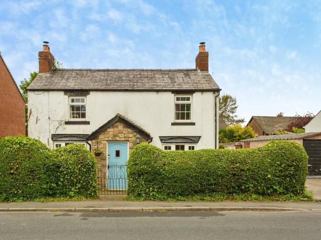 House for sale in Moss Side, Firbank