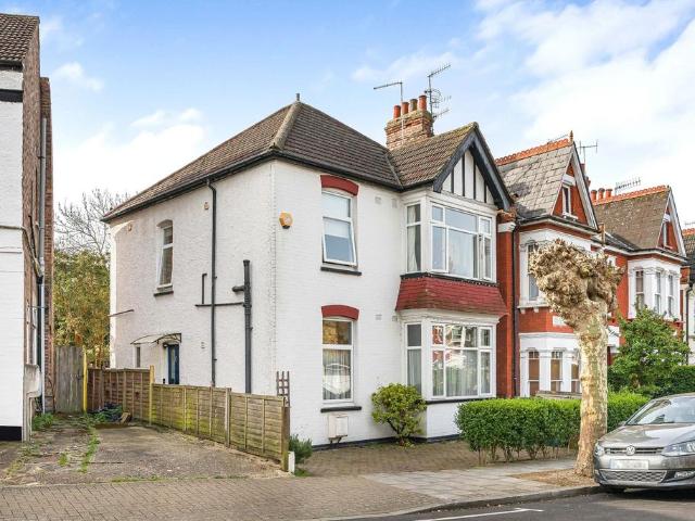 House for sale in Lane, Greater London