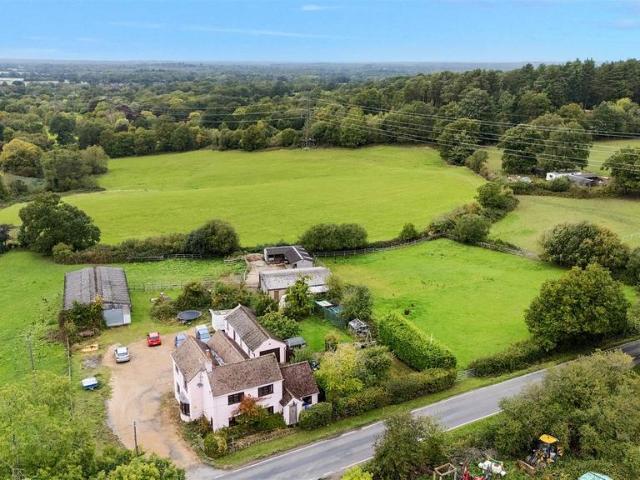 House for sale in Hart, Hampshire
