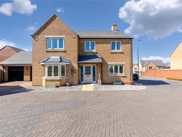 House for sale in Silsoe, Bedfordshire