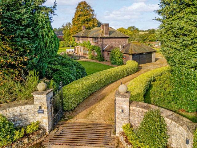 House for sale in Brentingby, Leicestershire