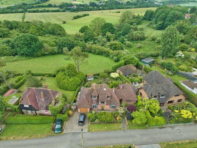 House for sale in Hawkinge, Folkestone