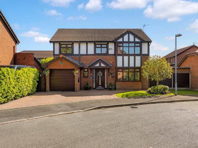 House for sale in Salford, Greater Manchester