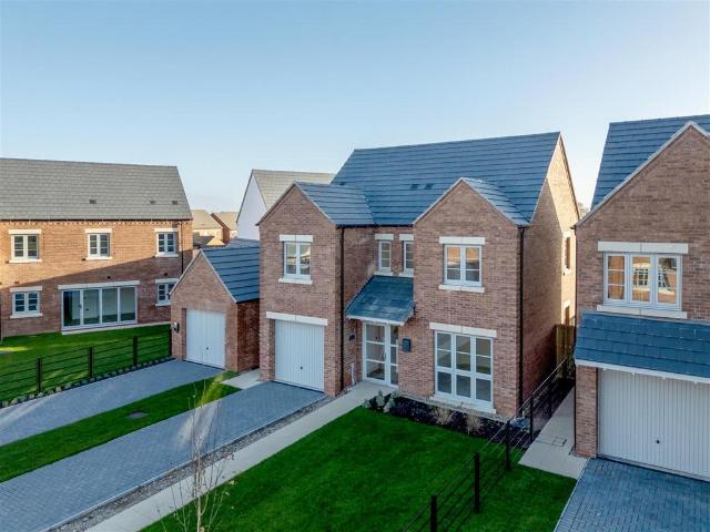 House for sale in Brackenfield, East Midlands