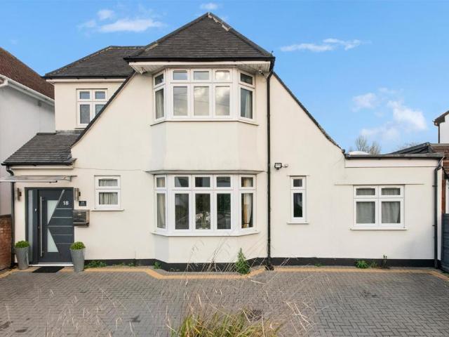 House for sale in London Borough of Ealing, Greater London