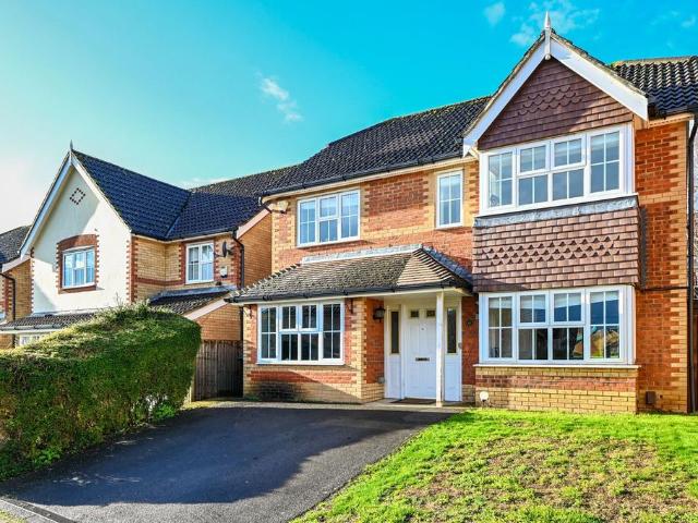 House for sale in Bybrook, Bridgefield
