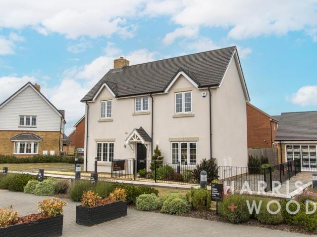 House for sale in Dale Hill, Essex