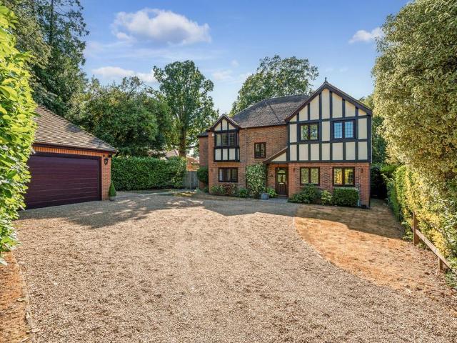 House for sale in Spring Vale, Hampshire