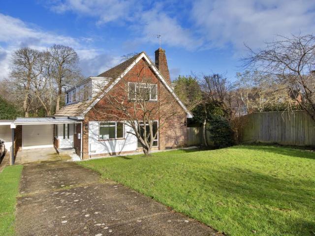 House for sale in Sandown Park, Kent
