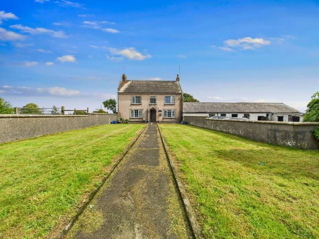 House for sale in Reynalton, Wales
