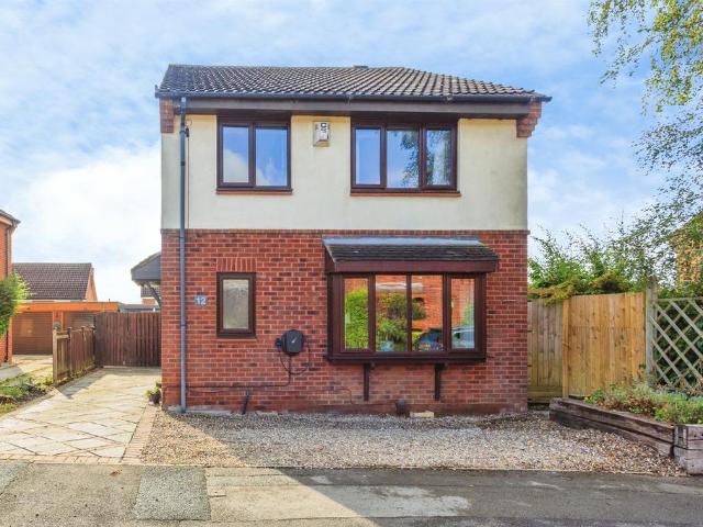 House for sale in Wrenthorpe, West Yorkshire