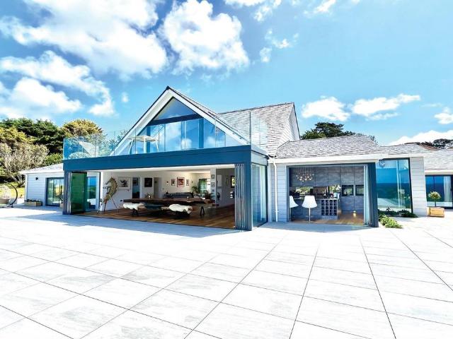 House for sale in Alderney