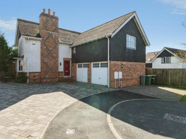 House for sale in Cabus, Lancashire