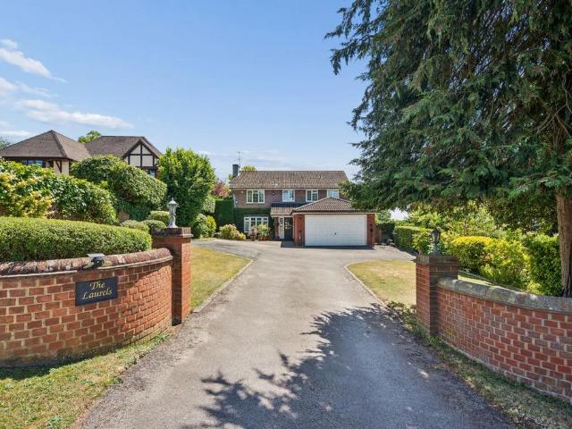 House for sale in Chalfont St. Peter, Denham