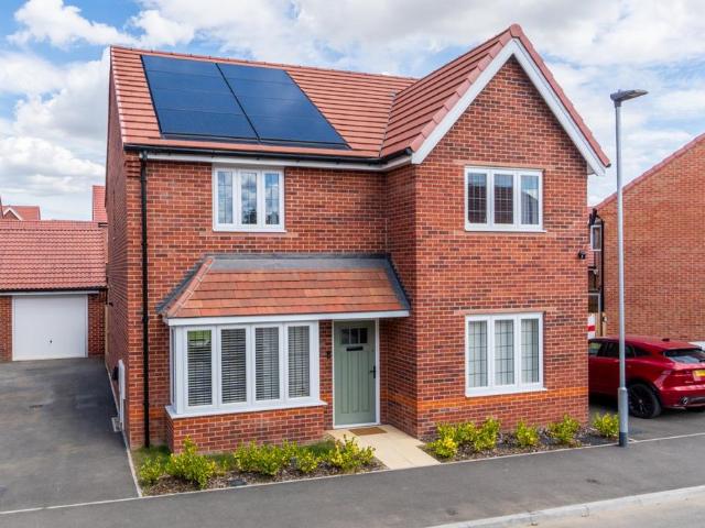 House for sale in Duton Hill, Essex