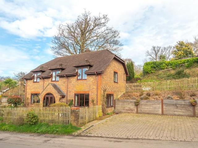 House for sale in Battle, Heathlands
