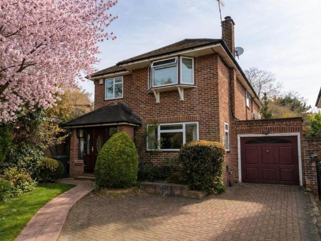 House for sale in Radlett, Hertfordshire