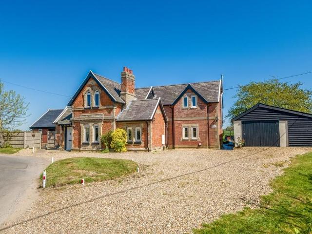 House for sale in Bedingfield, Suffolk