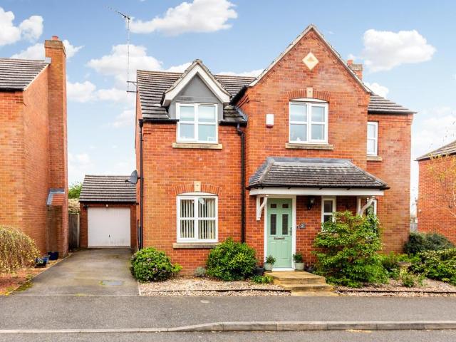House for sale in Rushden
